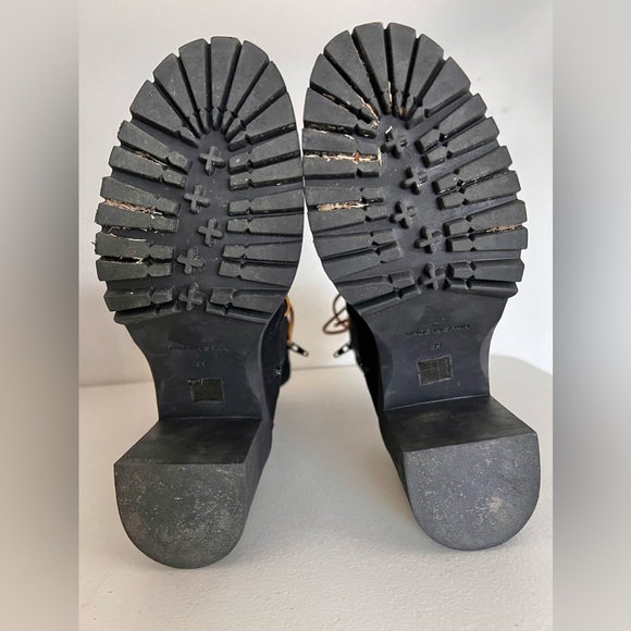 Free People Dylan Lace Up Chunky Mid Calf Suede Boots Black Women’s Size 8.5 - Picture 9 of 9